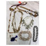 Lot of 9 vintage necklaces