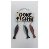 Small "gone fishin" sign