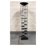 Modern metal shelf lamp