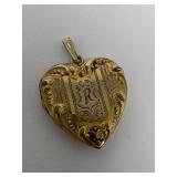 Antique Gold Tone Etched Photo Locket: 1" x 1".