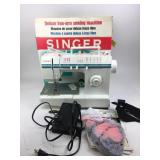 Singer CM17 Sewing Machine