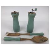 VTG Wood Salt & Pepper Mills and Utensils