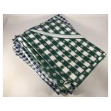 2 Outdoor Table Cloths