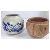Assorted set of two pottery vases