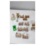 Set of small Christmas decorations