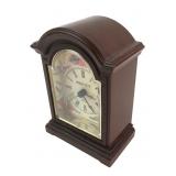 Breck's Plastic Quartz Mantel Clock