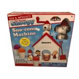 NIB Cra-Z-Art Snoopy Sno-cone Machine
