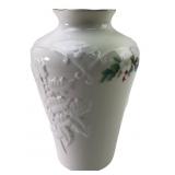 Pfaltzgraff Winterberry Bone China Vase
