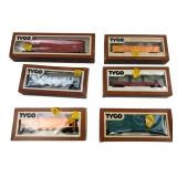 Tyco HO Scale Model Train Freight Cars Lot of 6