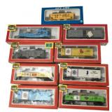 Life-Like HO Scale Model Train Cars Lot