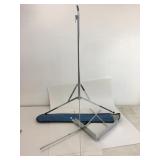 The Hamilton 400 Sheet Music Stand
