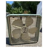 Vintage Breeze Maker Metal Box Fan