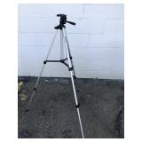 Maxwell Adjustable Height Camcorder Tripod