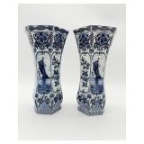 2 Delft Vases-9021