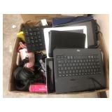 Boxlot misc electronics 7 Supplies.