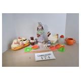 Figurines and Ice Cream Bank