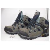 Hi-Tec Boots Size 9