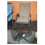 (2) Outdoor Chairs w/ End Table
