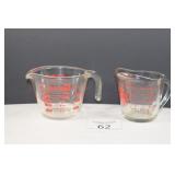 (2) Glass Measruing Cups