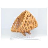 Geometric Yarn Rack