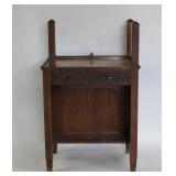 Antique Oak Arts and Crafts Style Watchmakers Antique Oak Arts and Crafts Style Watchmakers