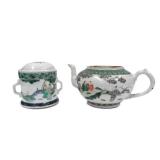 Famille Verte Export Teapot and Strainer. Famille Verte Export Teapot and Strainer.