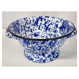Blue white spatterware colander