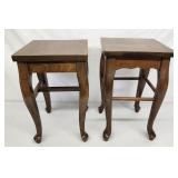 2 petite vintage side tables