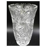 Cut lead crystal vase 7"