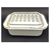 Corningware casserole w dimpled glass lid