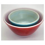Red & blue Pyrex bowls