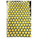 Unique vintage afghan thrrow daisies