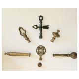 Vintage brass lamp finials