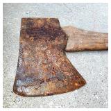 Vintage True Temper long handle axe