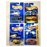 4 nos Hotwheels cars