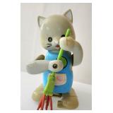 Windup cat sweeping toy