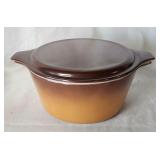 Brown Pyrex casserole w lid
