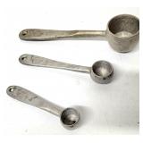 Antique Keystone Seeds measuring scoops