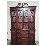 Mahogany china cabinet w bubble glass