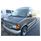 2005 FORD E150--REBUILT TITLE