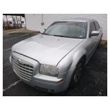 2005 CHRYSLER 300