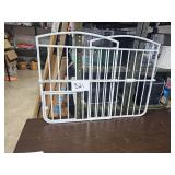 child / pet gate
