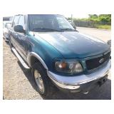 2001 FORD F150--4X4--COLD A/C