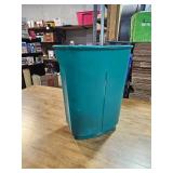 rubbermaid trash can