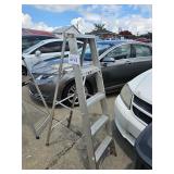 Aluminum Step Ladder
