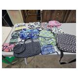 purses & clutches