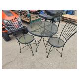 iron parlor patio table & 2 chairs