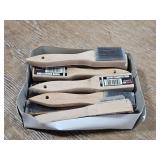mini cleaning brush