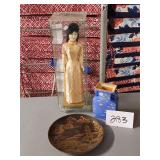 Oriental decorative items