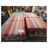 5 lounge cushions